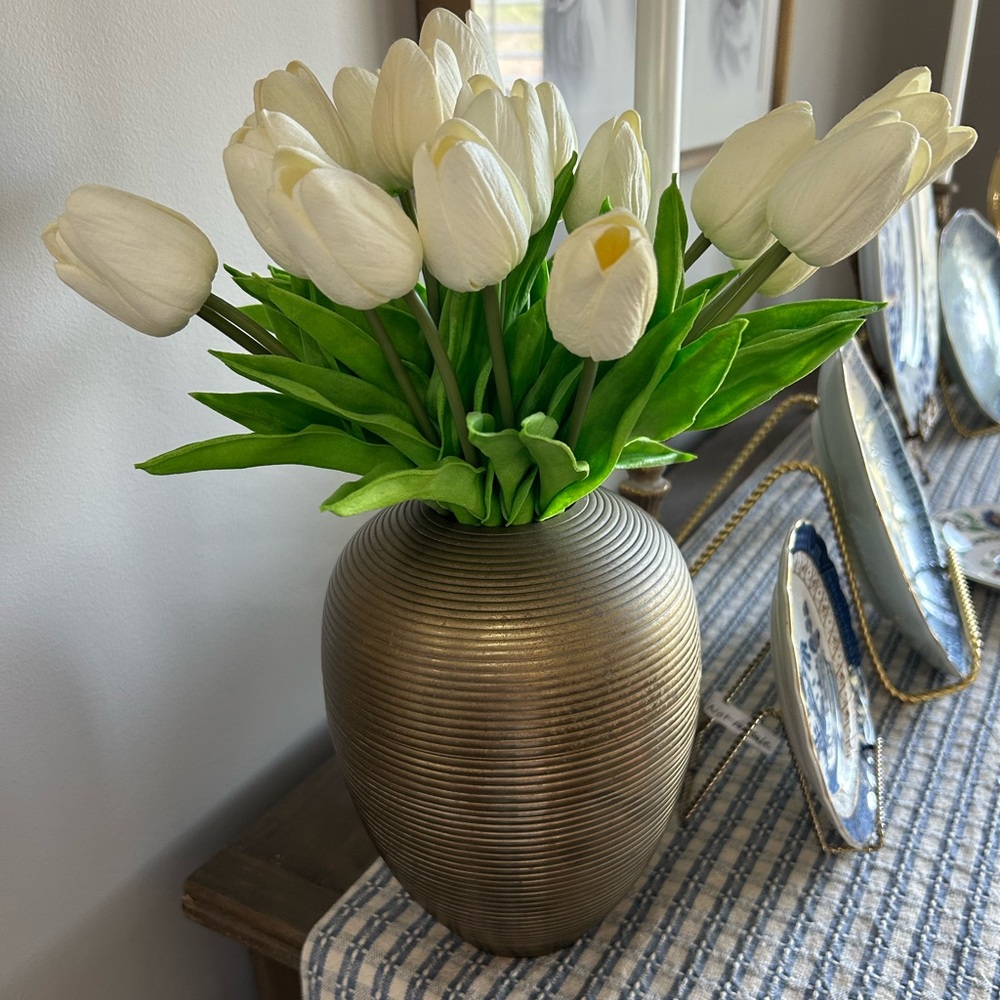 Solid Brass Ribbed Vase - Picture 2 of 4